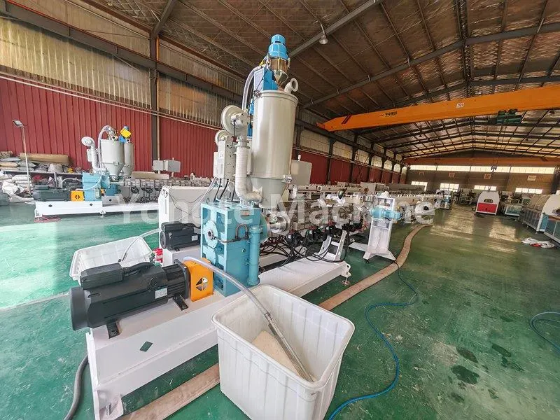 Yongte 16-63mm PPR تھری لیئر پائپ اخراج لائن الجزائر کے گاہکوں کے لیے کامیابی کے ساتھ کمیشننگ اور قبولیت مکمل کر لی ہے۔