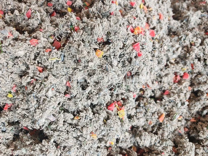 ری سائیکلنگ ویسٹ کپڑوں اور پلاسٹک کمپوزٹ مشین